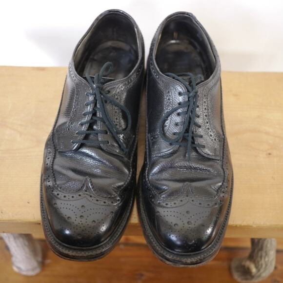 Vintage 1970s SEARS Genuine Black Leather Dress Wingtips Brogues Oxfords 9.5 43 main image 5